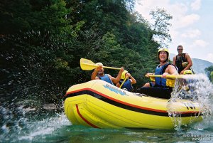 Rafting in canyoning