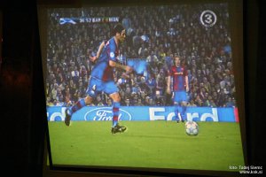 Šport na velikem zaslonu - Nogomet: Liga prvakov (Barcelona : Manchester United)