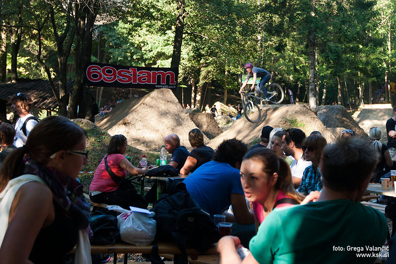 dirtjam_205_120908_GV.jpg