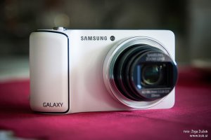 E-ZAPIK: Galaxy Camera test