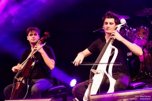 Koncert: 2CELLOS